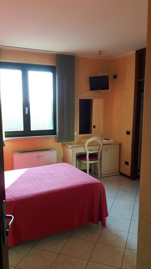Hotel Armida Castenedolo المظهر الخارجي الصورة
